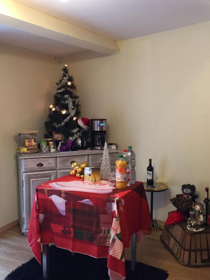 Dependance Privee - Halte Route Apartment Льо Тор Екстериор снимка